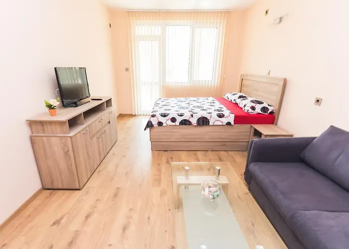 за гости боряна * Burgas City