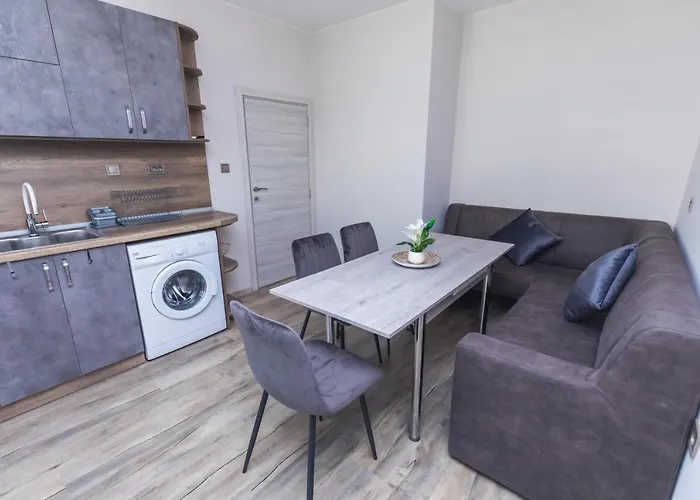 за гости боряна Бургас