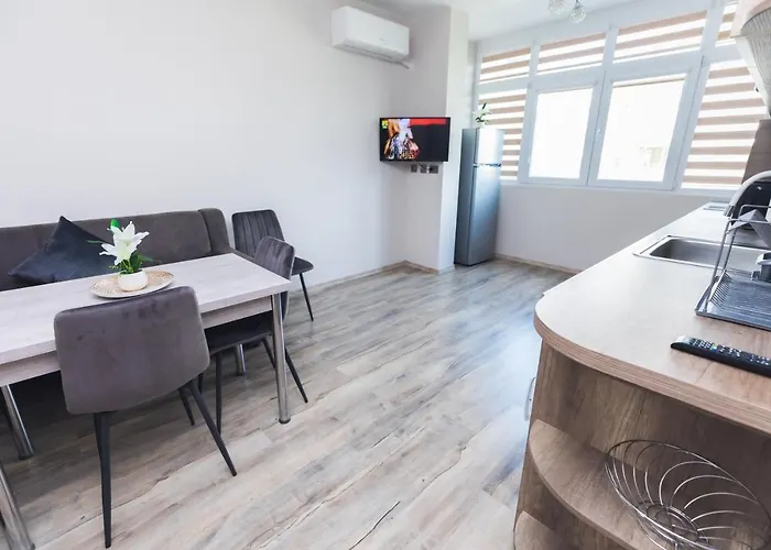 за гости боряна Бургас